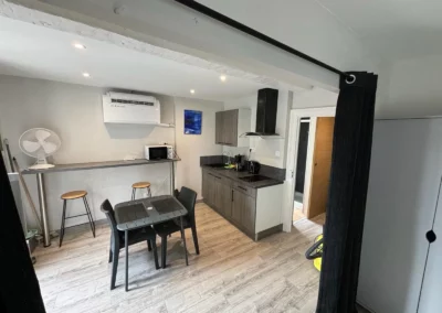 Pièce à vivre de notre appartement 1 à Port La Nouvelle dans l'Aude en Occitanie