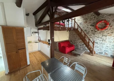 Ambiance marine pour l'appartement 3 à Port La Nouvelle, dans l'Aude, 1 couchage en 160 et un canapé convertible